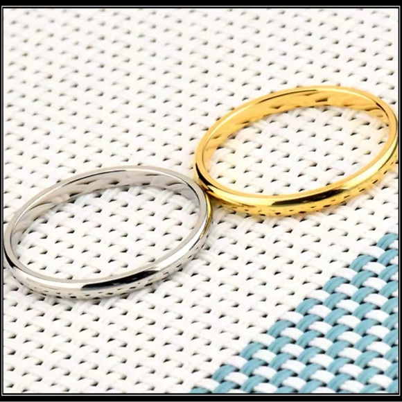 SILVER SIMPLE MINIMALIST PROMISE ENGAGEMENT WEDDING BAND RING - Picture 7 of 7